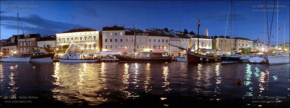 Panoramafotos von Mali Losinj - die Westseite des Hafens von Mali Losinj bei Nacht